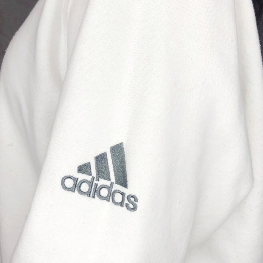 Adidas Original Sweater - Picture 4 of 4